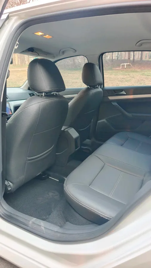 2017 Volkswagen Lavida 1.6L 110HP L4 6AT,autocango,china used car exporter,china ev exporter,chinese used car exporter,chinese used ev exporter