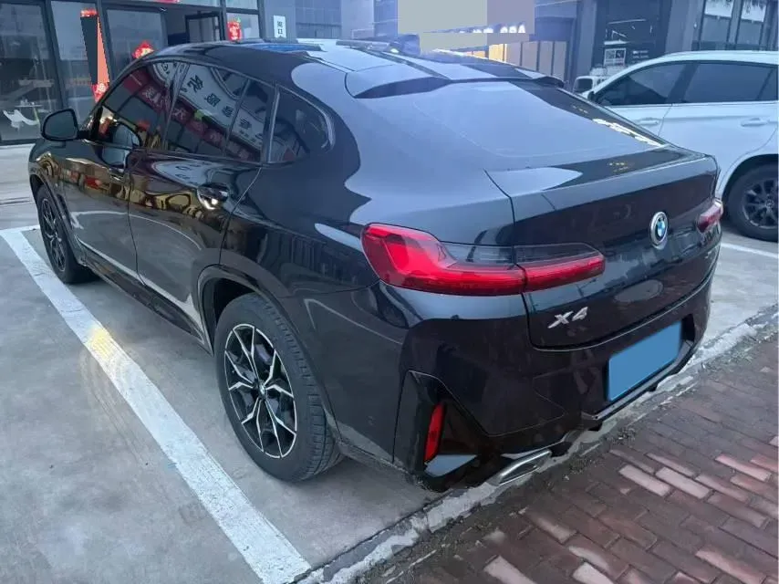 2022 BMW X4 2.0T 245HP L4 8AT,autocango,china used car exporter,china ev exporter,chinese used car exporter,chinese used ev exporter