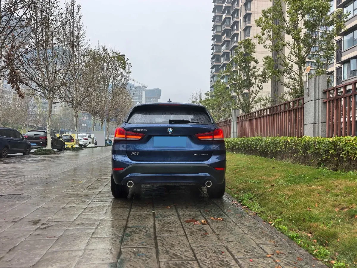 2020 BMW X1 1.5T 140HP L3 7DCT,autocango,china used car exporter,china ev exporter,chinese used car exporter,chinese used ev exporter
