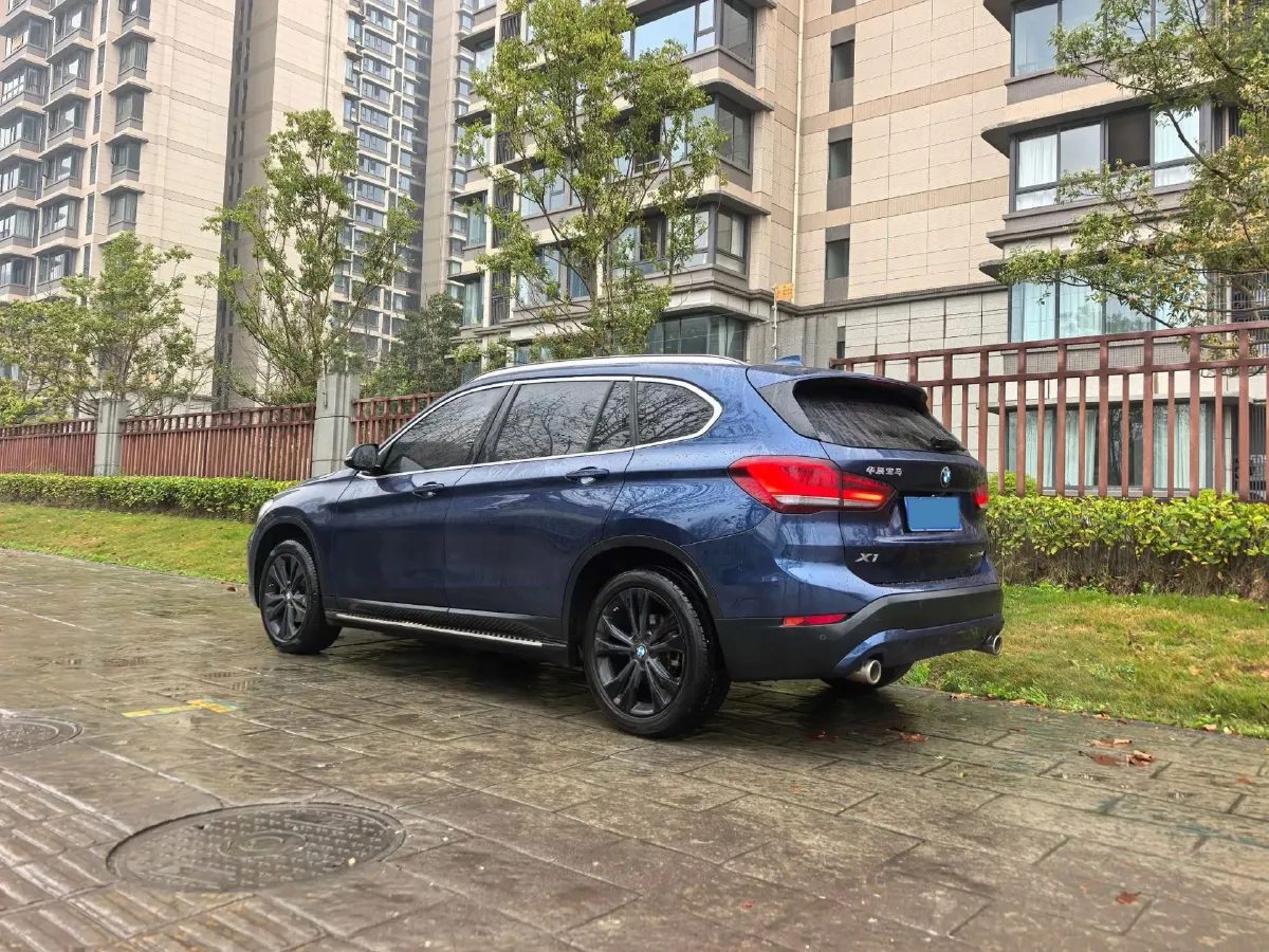 2020 BMW X1 1.5T 140HP L3 7DCT,autocango,china used car exporter,china ev exporter,chinese used car exporter,chinese used ev exporter