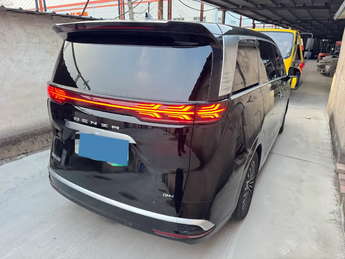 2024 Denza D9 1.5T 139HP L4 E-CVT PHEV 40KWH,autocango,china used car exporter,china ev exporter,chinese used car exporter,chinese used ev exporter
