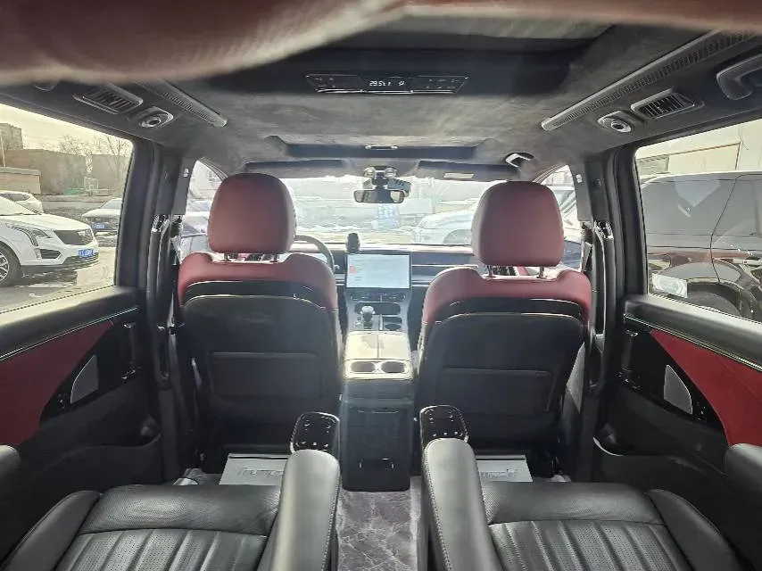 2023 GAC Trumpchi M8 2.0T 252HP L4 8AT,autocango,china used car exporter,china ev exporter,chinese used car exporter,chinese used ev exporter