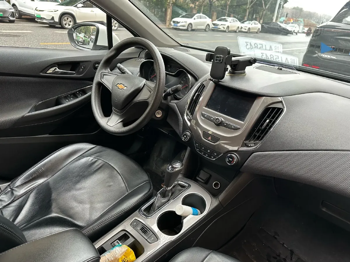 2018 Chevrolet Cruze 1.5L 114HP L4 6AT,autocango,china used car exporter,china ev exporter,chinese used car exporter,chinese used ev exporter