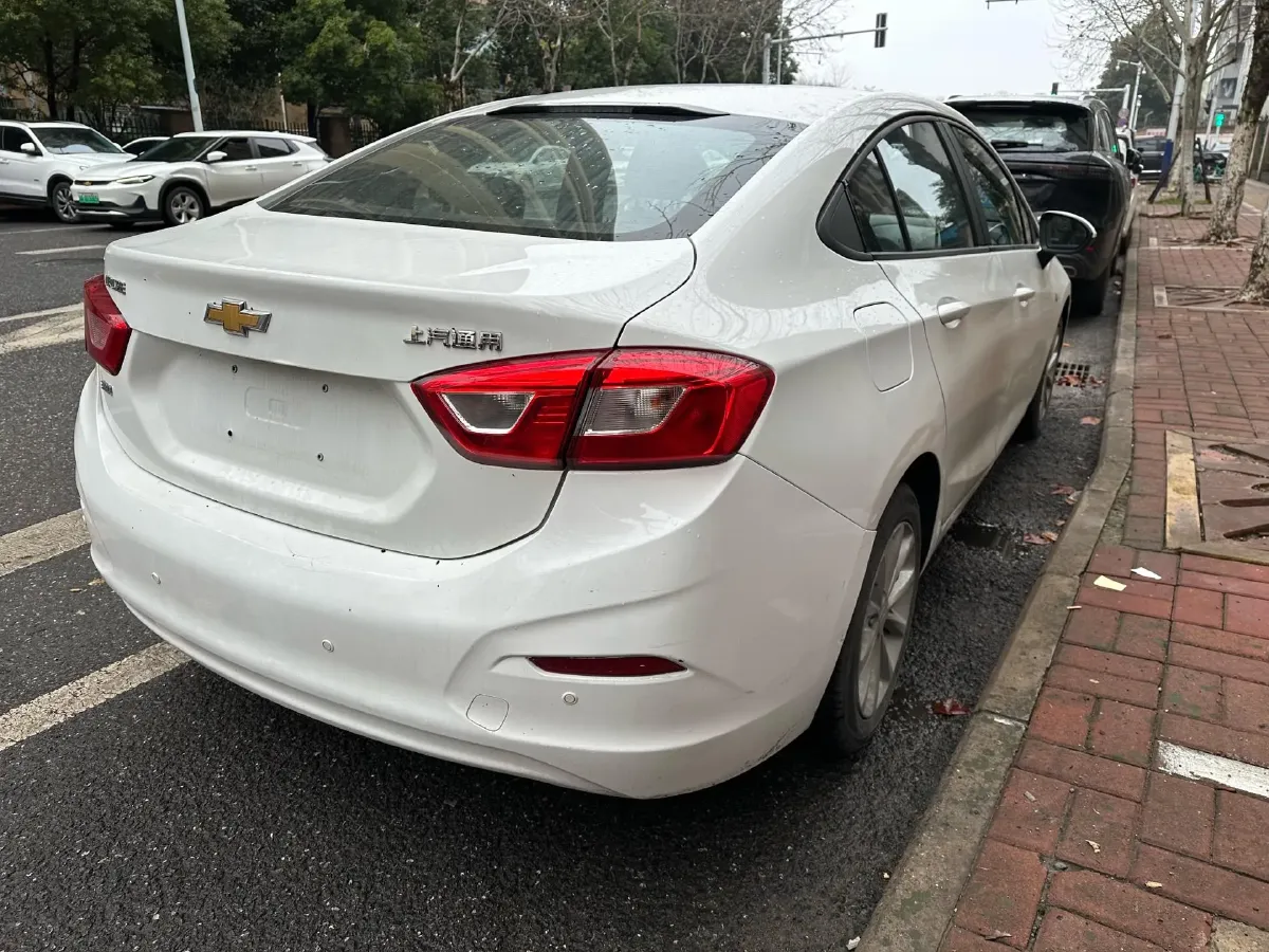 2018 Chevrolet Cruze 1.5L 114HP L4 6AT,autocango,china used car exporter,china ev exporter,chinese used car exporter,chinese used ev exporter