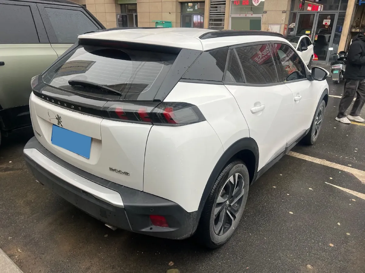 2022 Peugeot 2008 1.2T 136HP L3 6DCT,autocango,china used car exporter,china ev exporter,chinese used car exporter,chinese used ev exporter