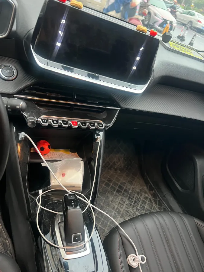 2022 Peugeot 2008 1.2T 136HP L3 6DCT,autocango,china used car exporter,china ev exporter,chinese used car exporter,chinese used ev exporter