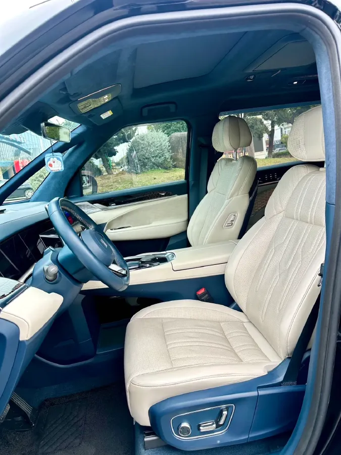 2022 Zeekr 009 BEV 116KWH,autocango,china used car exporter,china ev exporter,chinese used car exporter,chinese used ev exporter