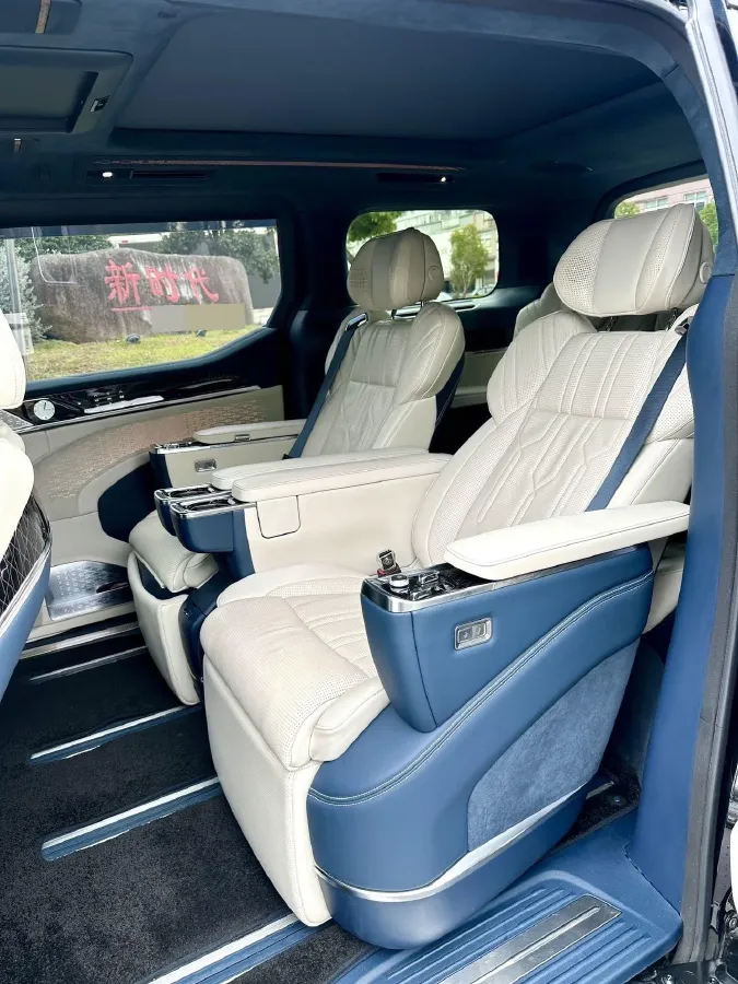 2022 Zeekr 009 BEV 116KWH,autocango,china used car exporter,china ev exporter,chinese used car exporter,chinese used ev exporter