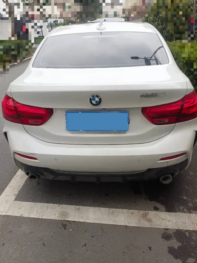 2021 BMW 1 Series 2.0T 192HP L4 7DCT,autocango,china used car exporter,china ev exporter,chinese used car exporter,chinese used ev exporter