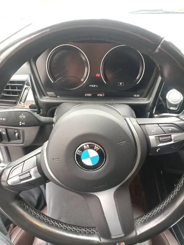 2021 BMW 1 Series 2.0T 192HP L4 7DCT,autocango,china used car exporter,china ev exporter,chinese used car exporter,chinese used ev exporter