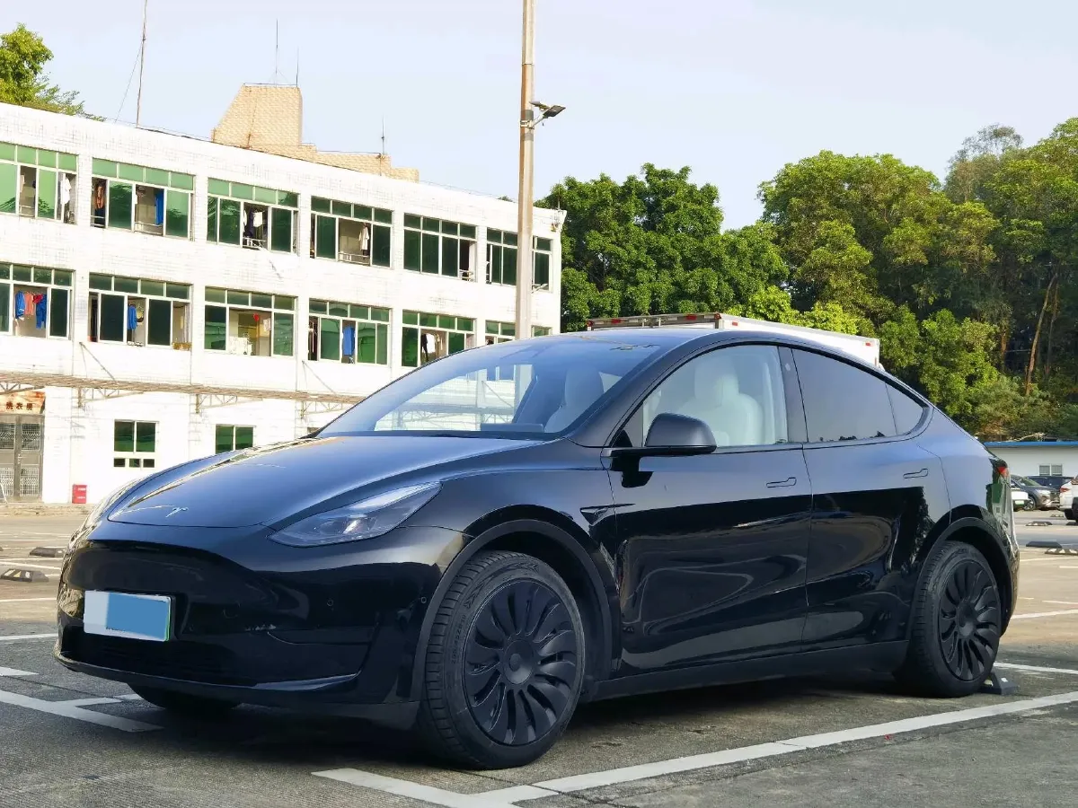 2022 Tesla Model Y BEV 60KWH,autocango,china used car exporter,china ev exporter,chinese used car exporter,chinese used ev exporter