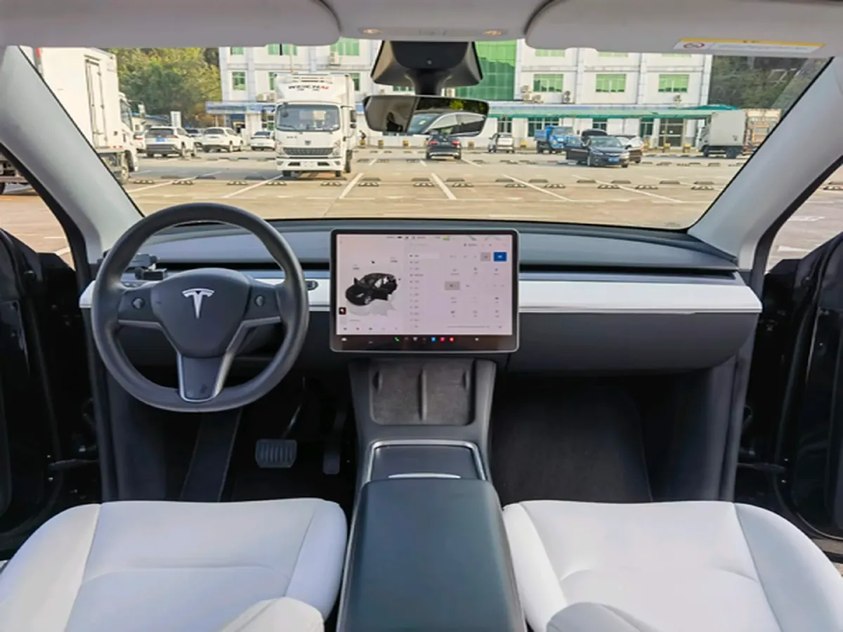 2022 Tesla Model Y BEV 60KWH,autocango,china used car exporter,china ev exporter,chinese used car exporter,chinese used ev exporter
