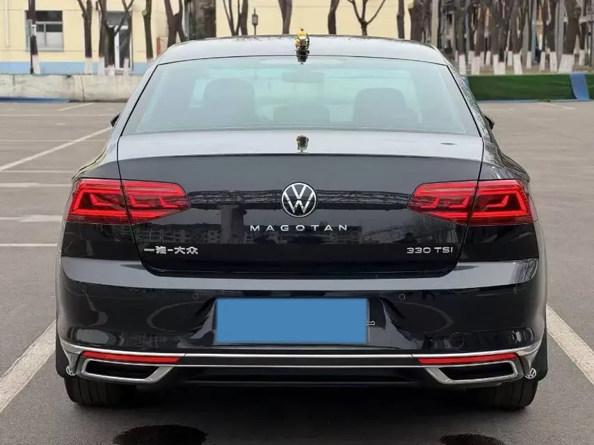 2021 Volkswagen Magotan 2.0T 186HP L4 7DCT,autocango,china used car exporter,china ev exporter,chinese used car exporter,chinese used ev exporter