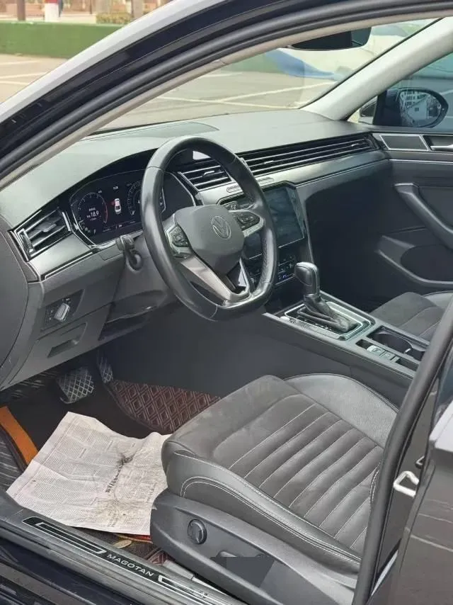 2021 Volkswagen Magotan 2.0T 186HP L4 7DCT,autocango,china used car exporter,china ev exporter,chinese used car exporter,chinese used ev exporter