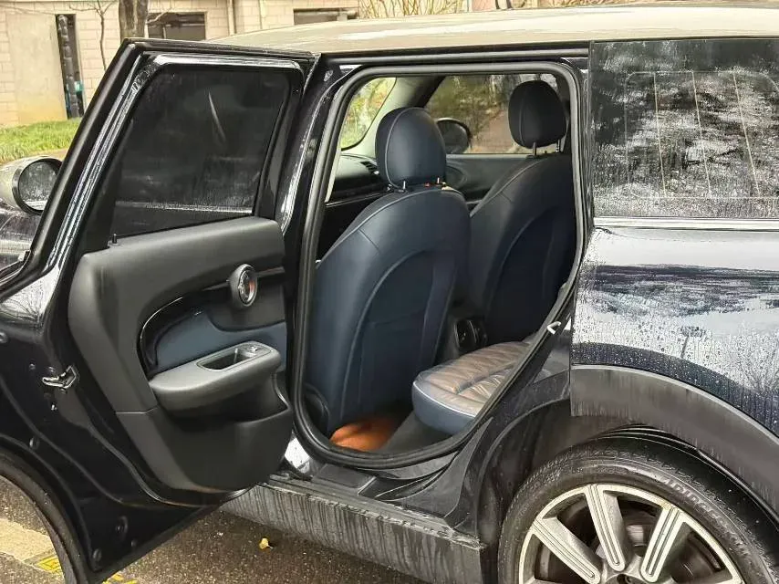 2022 MINI CLUBMAN 1.5T 136HP L3 7DCT,autocango,china used car exporter,china ev exporter,chinese used car exporter,chinese used ev exporter