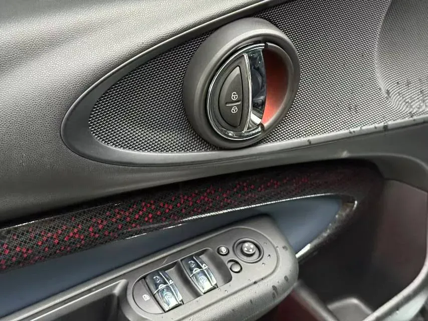 2022 MINI CLUBMAN 1.5T 136HP L3 7DCT,autocango,china used car exporter,china ev exporter,chinese used car exporter,chinese used ev exporter