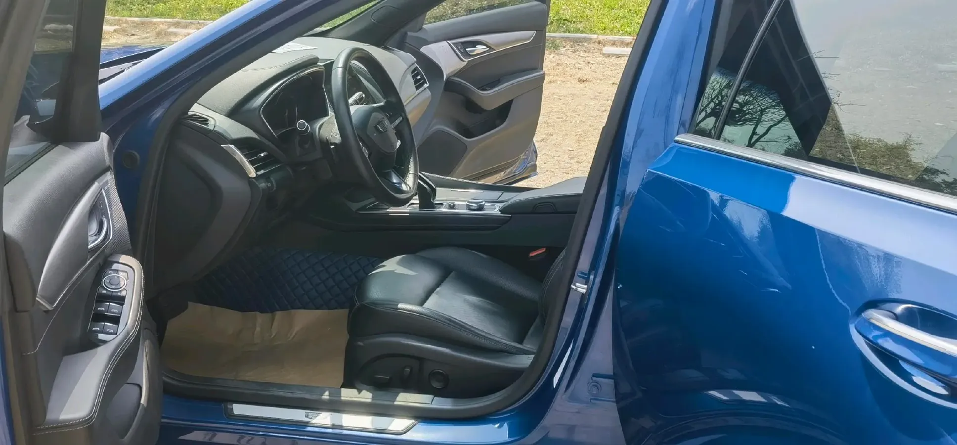 2021 Cadillac CT5 2.0T 237HP L4 10AT,autocango,china used car exporter,china ev exporter,chinese used car exporter,chinese used ev exporter