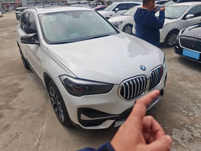 2021 BMW X1 2.0T 192HP L4 8AT,autocango,china used car exporter,china ev exporter,chinese used car exporter,chinese used ev exporter