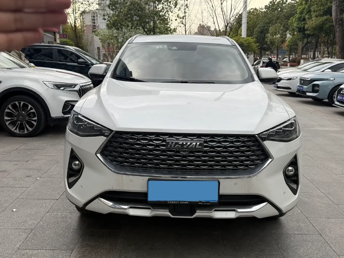 2020 Haval F7 1.5T 169HP L4 7DCT,autocango,china used car exporter,china ev exporter,chinese used car exporter,chinese used ev exporter