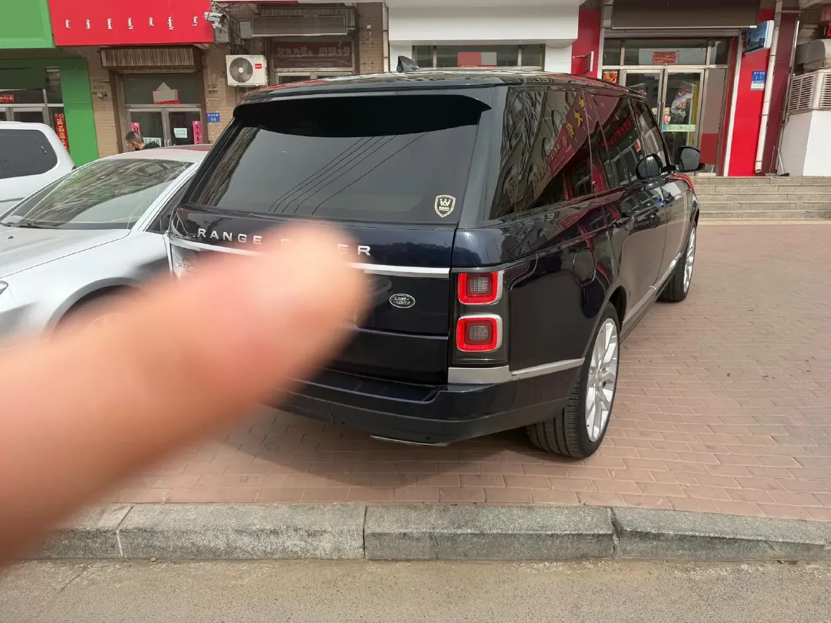 2021 Land Rover Range Rover 3.0T 400HP L6 8AT,autocango,china used car exporter,china ev exporter,chinese used car exporter,chinese used ev exporter