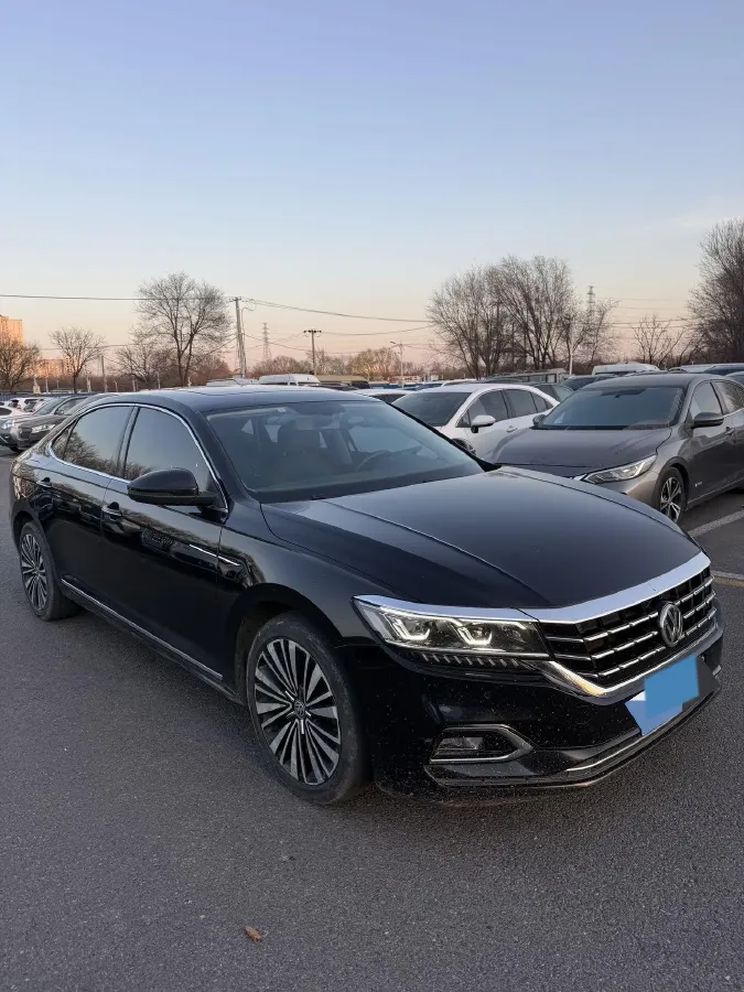 2019 Volvo V40 1.5T 152HP L4 6AT,autocango,china used car exporter,china ev exporter,chinese used car exporter,chinese used ev exporter