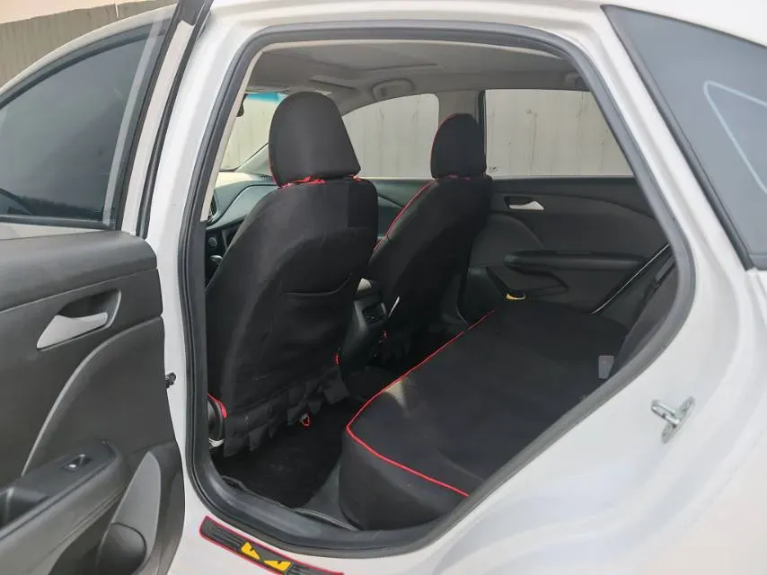 2019 Chevrolet Monza 1.0T 125HP L3 6DCT,autocango,china used car exporter,china ev exporter,chinese used car exporter,chinese used ev exporter