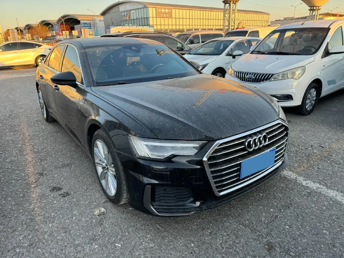 2021 Audi A6L 2.0T 224HP L4 7DCT,autocango,china used car exporter,china ev exporter,chinese used car exporter,chinese used ev exporter
