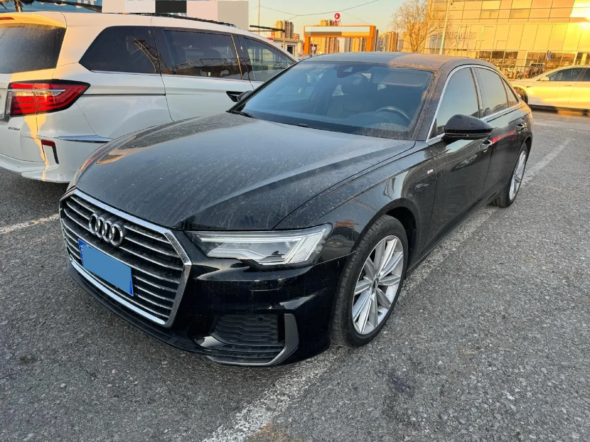 2021 Audi A6L 2.0T 224HP L4 7DCT,autocango,china used car exporter,china ev exporter,chinese used car exporter,chinese used ev exporter