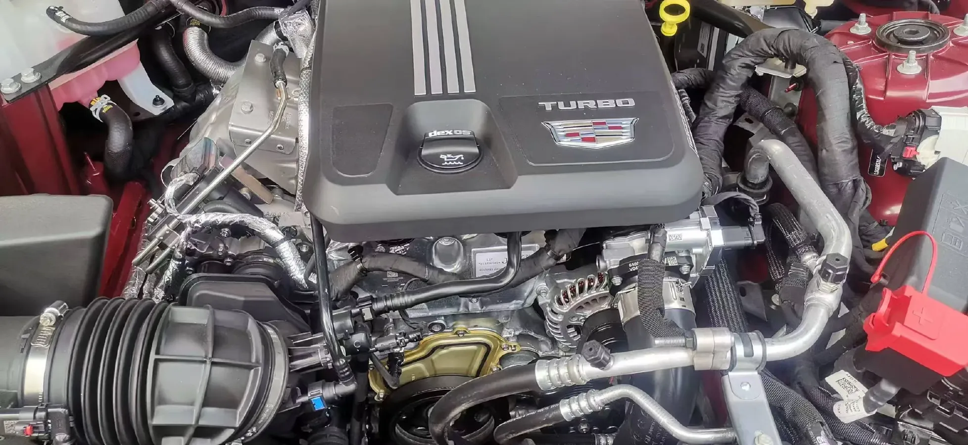 2021 Cadillac CT4 2.0T 237HP L4 8AT,autocango,china used car exporter,china ev exporter,chinese used car exporter,chinese used ev exporter