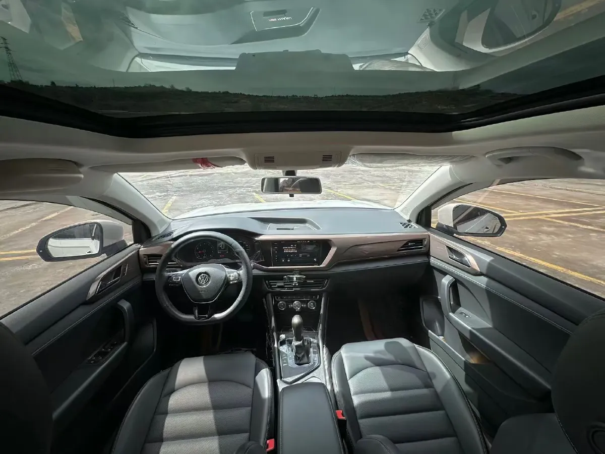 2020 Volkswagen Tharu 1.4T 150HP L4 7DCT,autocango,china used car exporter,china ev exporter,chinese used car exporter,chinese used ev exporter