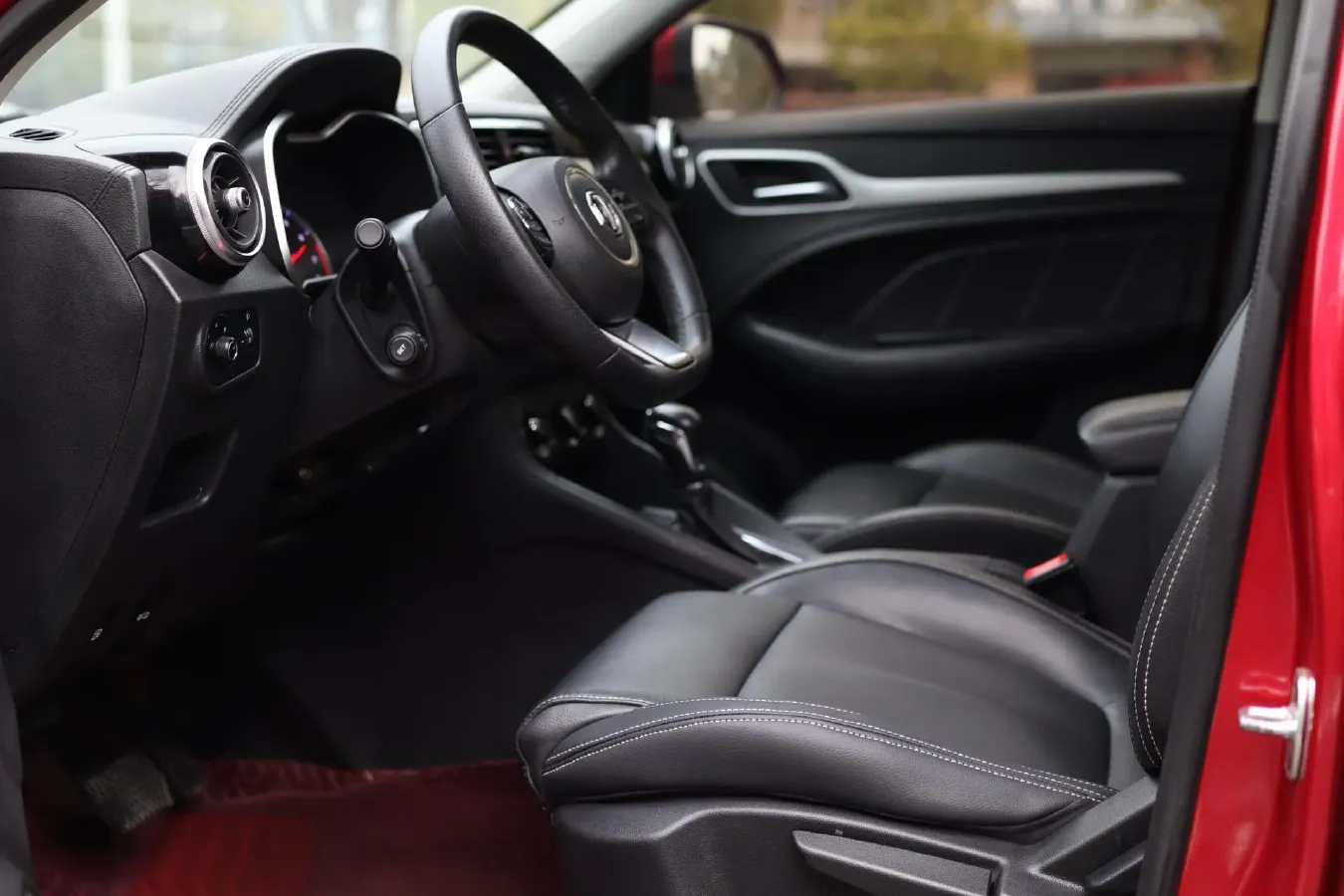 2017 MG ZS 1.5L 120HP L4 4AT,autocango,china used car exporter,china ev exporter,chinese used car exporter,chinese used ev exporter