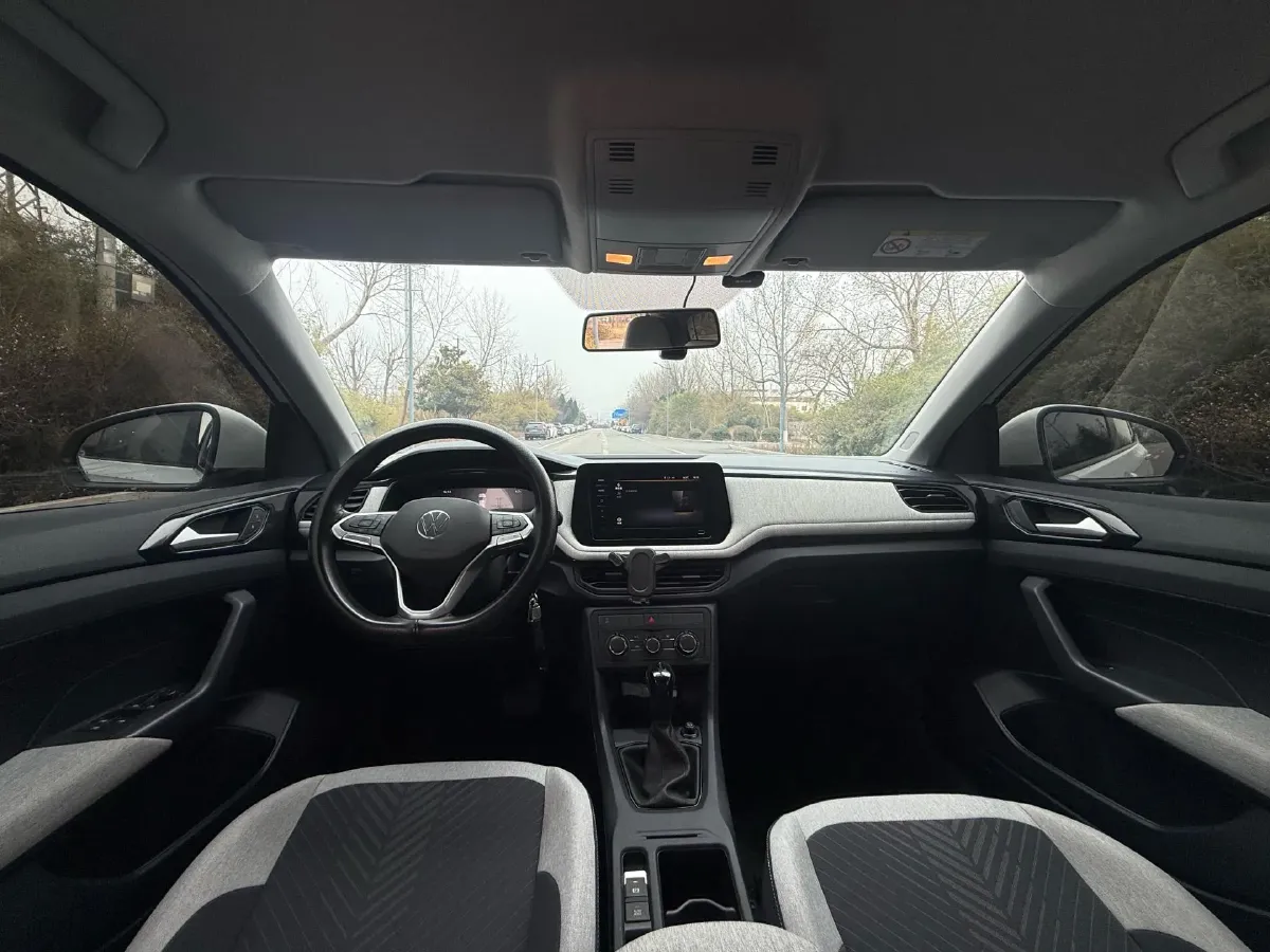 2025 Volkswagen Tharu 1.5L 110HP L4 6AT,autocango,china used car exporter,china ev exporter,chinese used car exporter,chinese used ev exporter