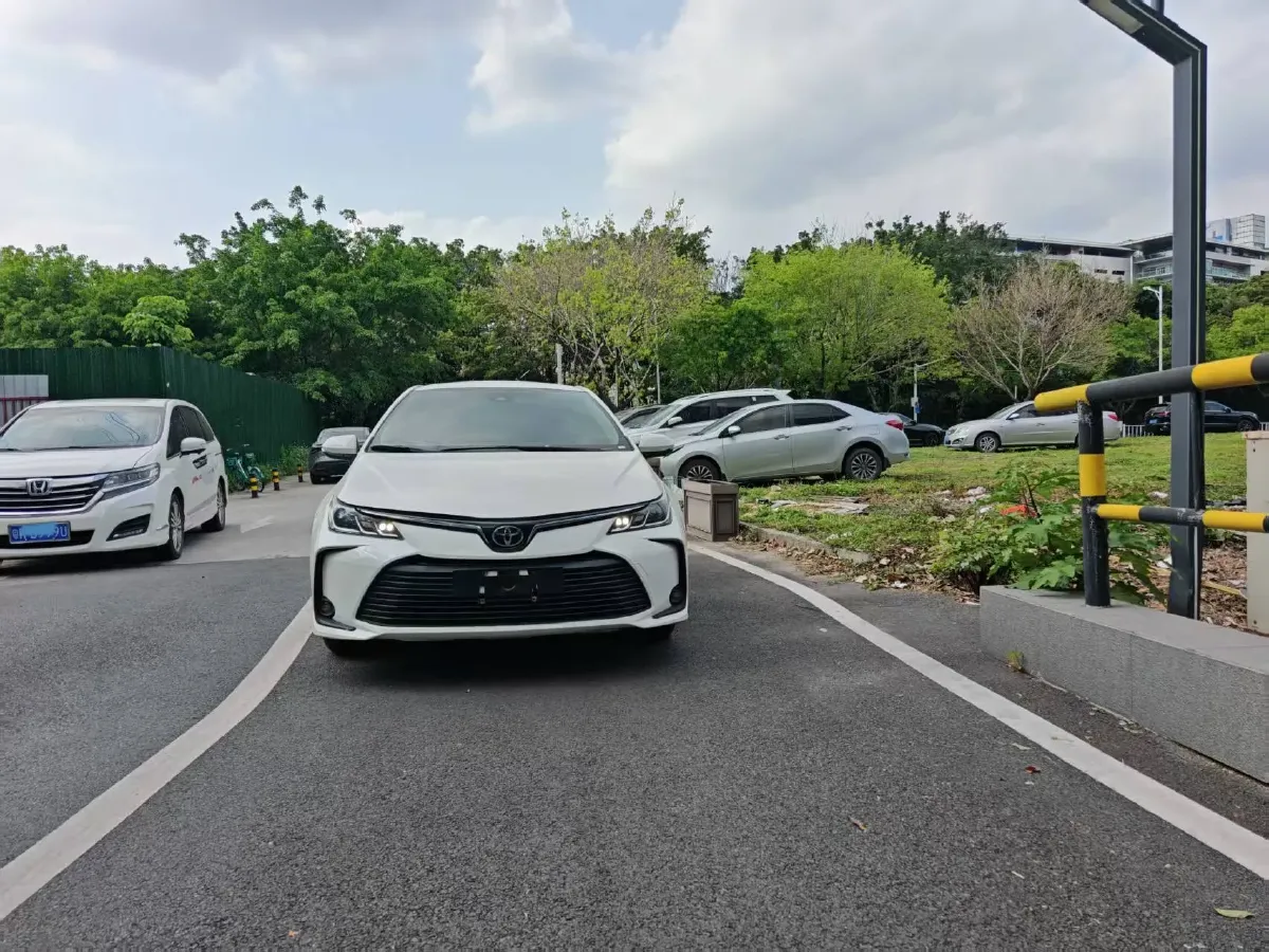 2023 Toyota Corolla 1.2T 116HP L4 CVT,autocango,china used car exporter,china ev exporter,chinese used car exporter,chinese used ev exporter