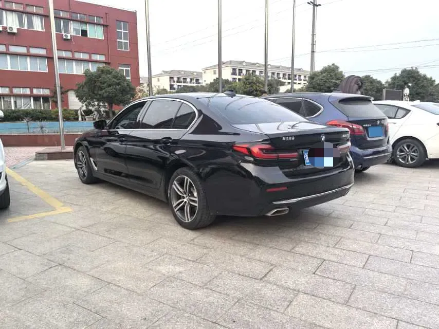 2021 BMW 5 Series 2.0T 252HP L4 8AT,autocango,china used car exporter,china ev exporter,chinese used car exporter,chinese used ev exporter