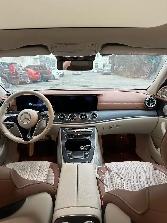 2021 Mercedes-Benz E Class 2.0T 258HP L4 9AT,autocango,china used car exporter,china ev exporter,chinese used car exporter,chinese used ev exporter