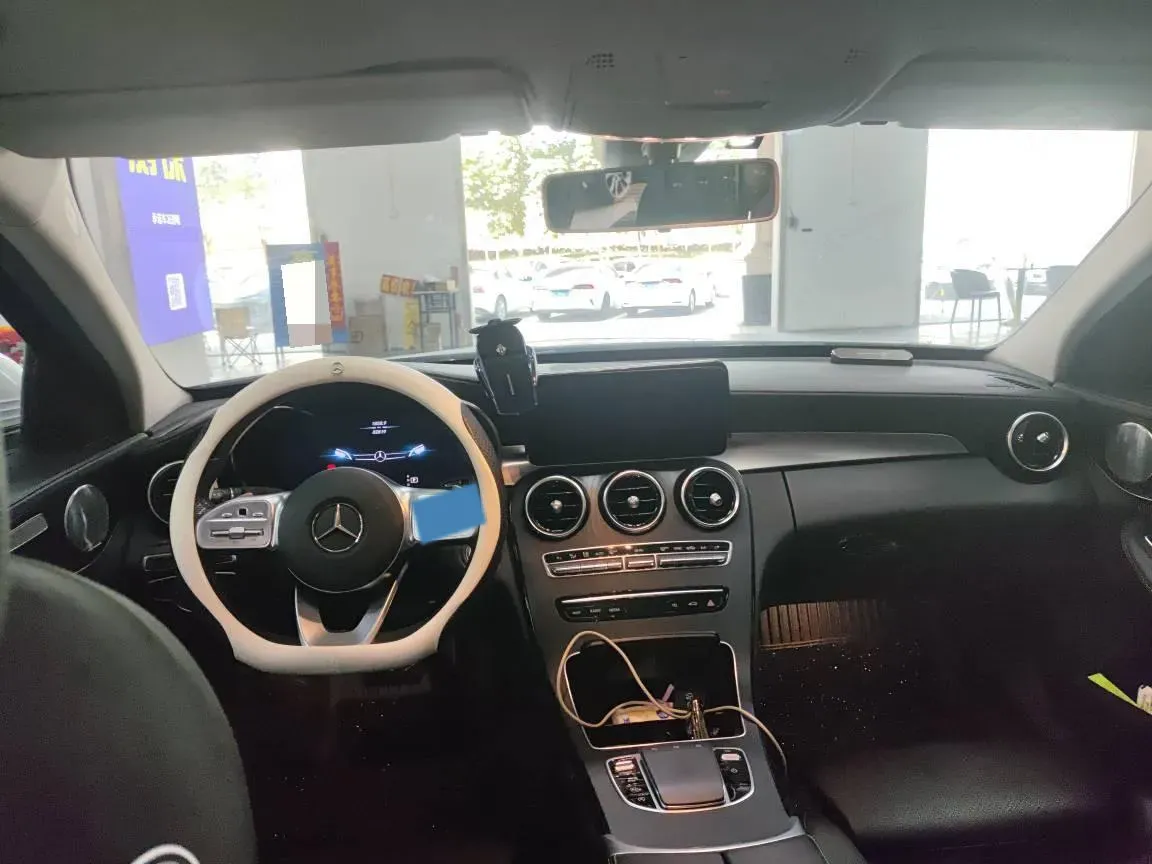 2020 Mercedes-Benz C Class 1.5T 184HP L4 9AT,autocango,china used car exporter,china ev exporter,chinese used car exporter,chinese used ev exporter