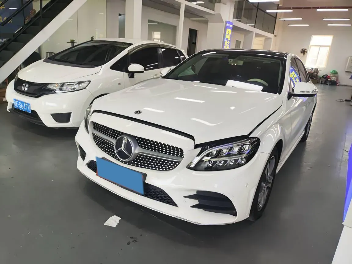 2020 Mercedes-Benz C Class 1.5T 184HP L4 9AT,autocango,china used car exporter,china ev exporter,chinese used car exporter,chinese used ev exporter