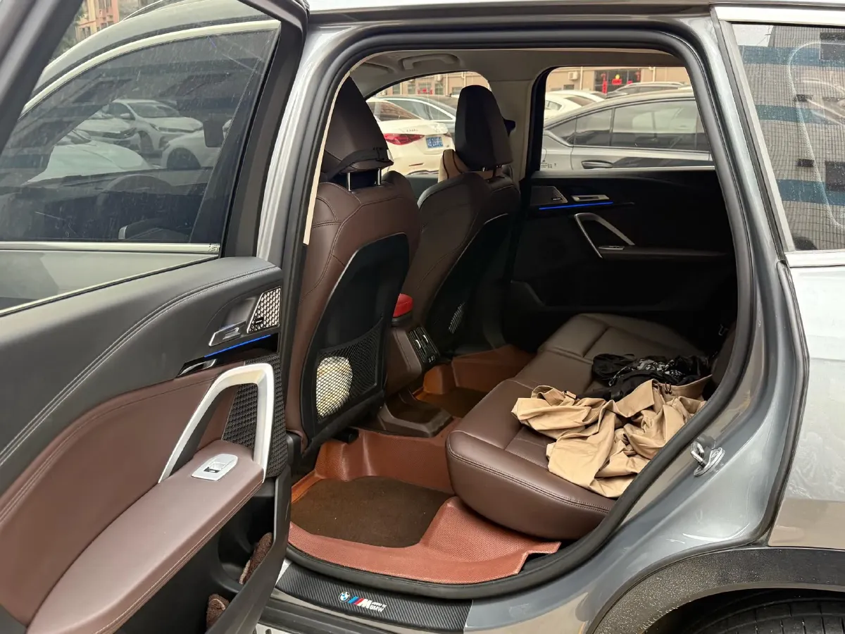 2024 BMW X1 2.0T 204HP L4 7DCT,autocango,china used car exporter,china ev exporter,chinese used car exporter,chinese used ev exporter