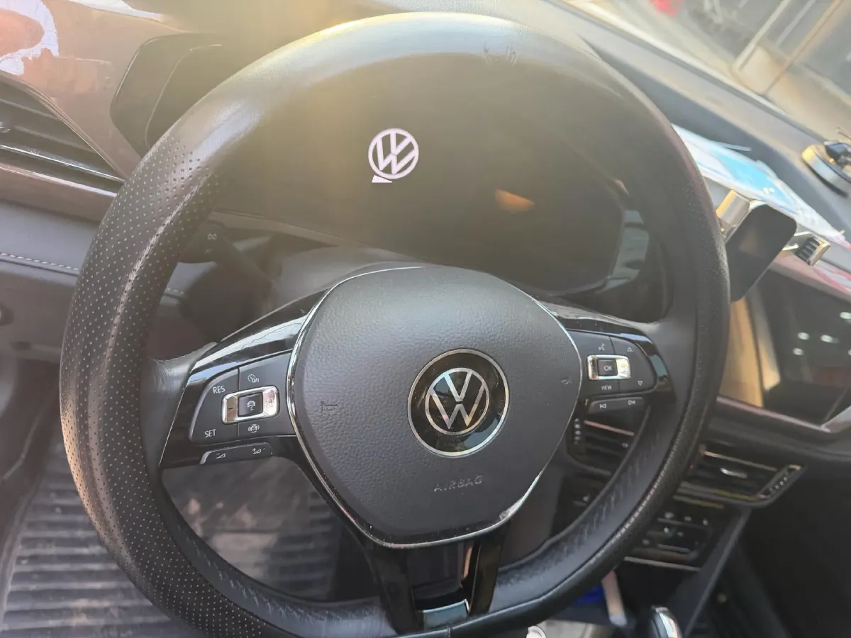 2022 Volkswagen Tharu 1.4T 150HP L4 7DCT,autocango,china used car exporter,china ev exporter,chinese used car exporter,chinese used ev exporter