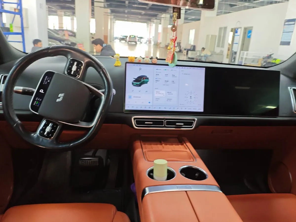 2024 Volvo S60 2.0T 197HP L4 7DCT,autocango,china used car exporter,china ev exporter,chinese used car exporter,chinese used ev exporter