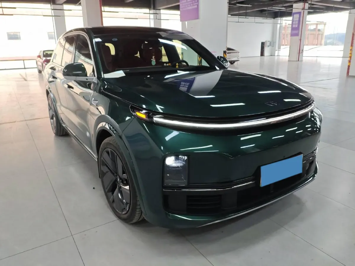 2024 Volvo S60 2.0T 197HP L4 7DCT,autocango,china used car exporter,china ev exporter,chinese used car exporter,chinese used ev exporter