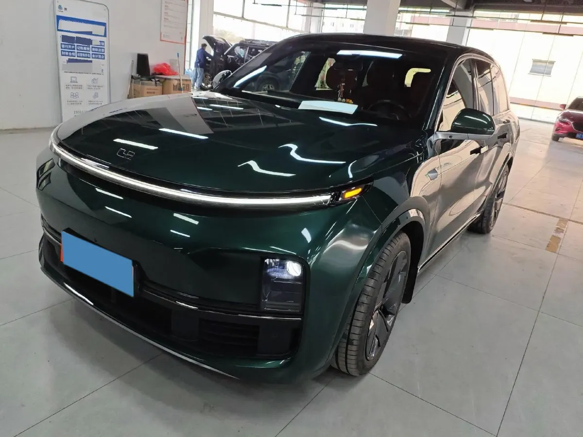 2024 Volvo S60 2.0T 197HP L4 7DCT,autocango,china used car exporter,china ev exporter,chinese used car exporter,chinese used ev exporter