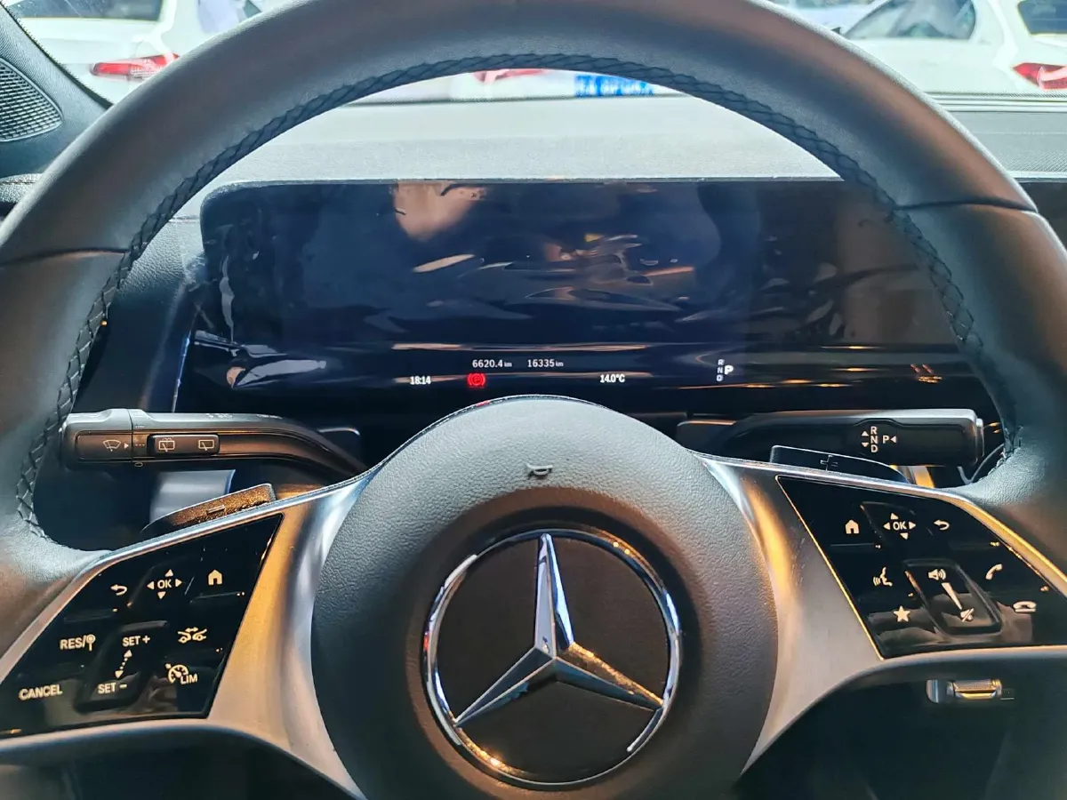 2024 Mercedes-Benz GLB Class 2.0T 190HP L4 8DCT,autocango,china used car exporter,china ev exporter,chinese used car exporter,chinese used ev exporter