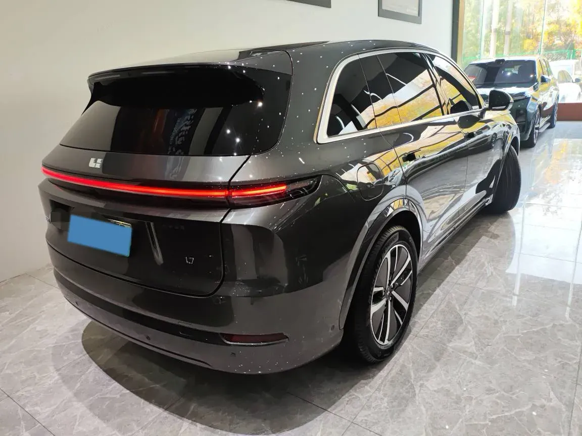 2024 Li L7 Range Extended 154HP REEV 42.8KWH,autocango,china used car exporter,china ev exporter,chinese used car exporter,chinese used ev exporter