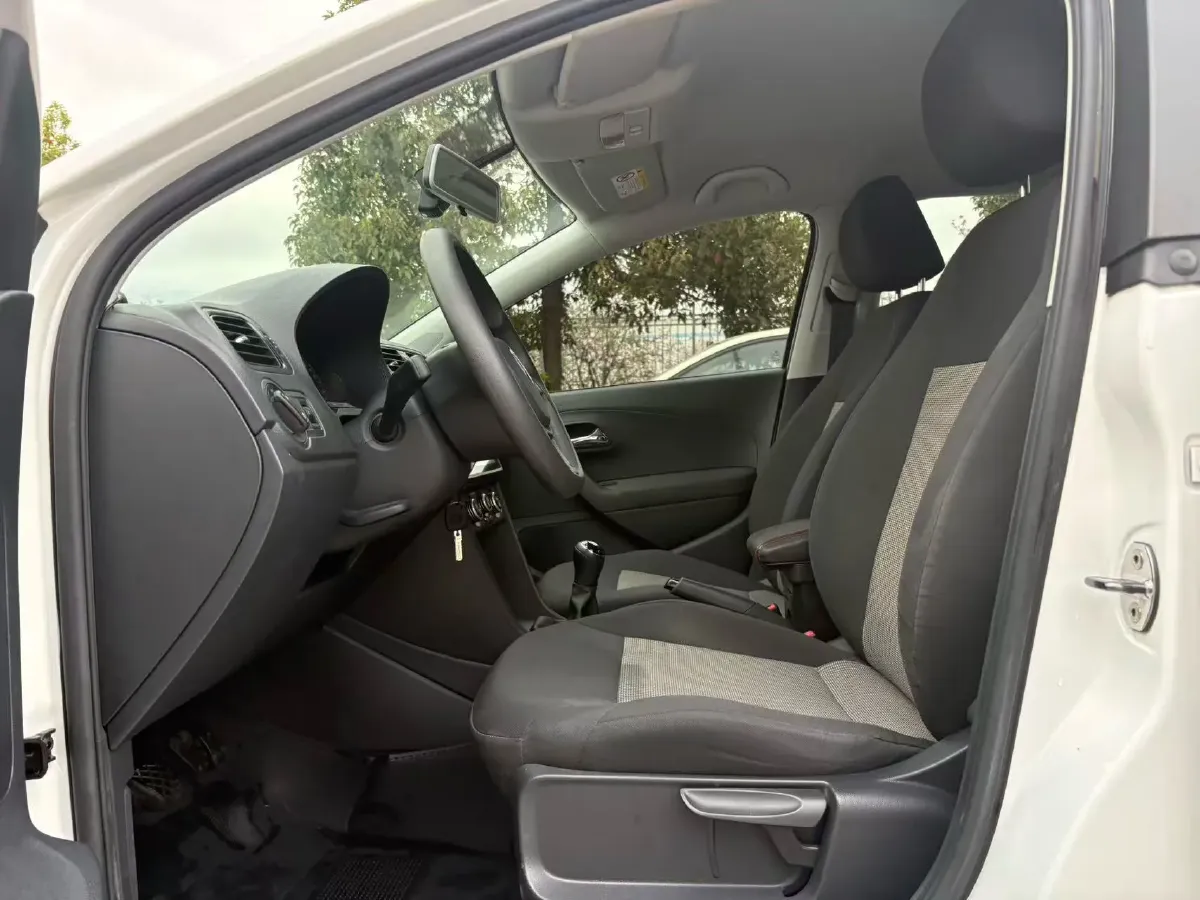 2018 ChangAn Eado 1.6L 128HP L4 5MT,autocango,china used car exporter,china ev exporter,chinese used car exporter,chinese used ev exporter