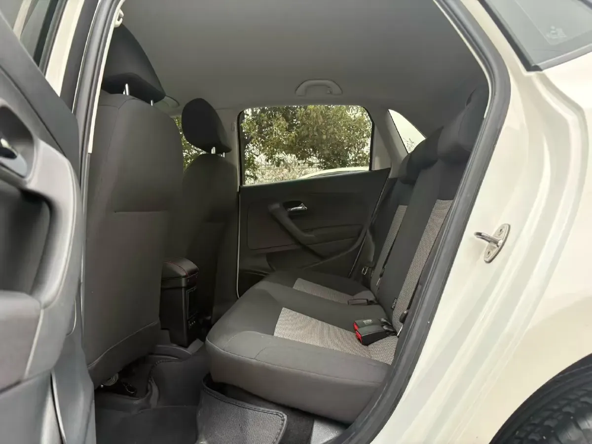 2018 ChangAn Eado 1.6L 128HP L4 5MT,autocango,china used car exporter,china ev exporter,chinese used car exporter,chinese used ev exporter