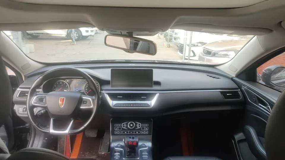 2020 HongQi H5 1.8T 197HP L4 6AT,autocango,china used car exporter,china ev exporter,chinese used car exporter,chinese used ev exporter