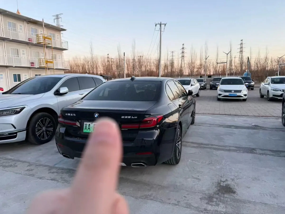2021 BMW 5 Series 2.0T 184HP L4 8AT PHEV 17.7KWH,autocango,china used car exporter,china ev exporter,chinese used car exporter,chinese used ev exporter