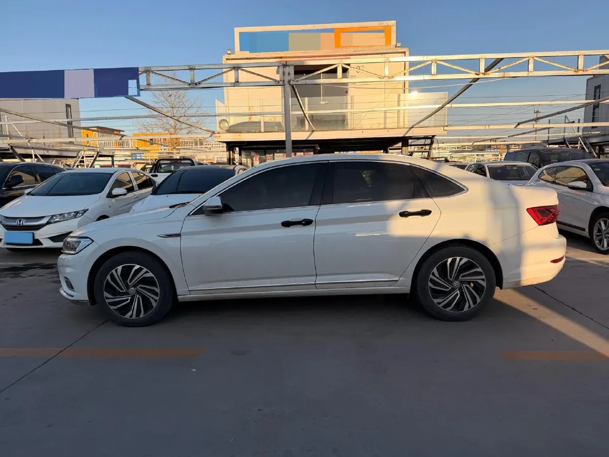 2022 Volkswagen Sagitar 1.4T 150HP L4 7DCT,autocango,china used car exporter,china ev exporter,chinese used car exporter,chinese used ev exporter