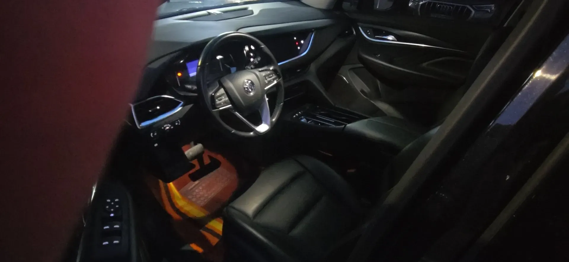 2020 Buick Enclave 2.0T 237HP L4 9AT,autocango,china used car exporter,china ev exporter,chinese used car exporter,chinese used ev exporter